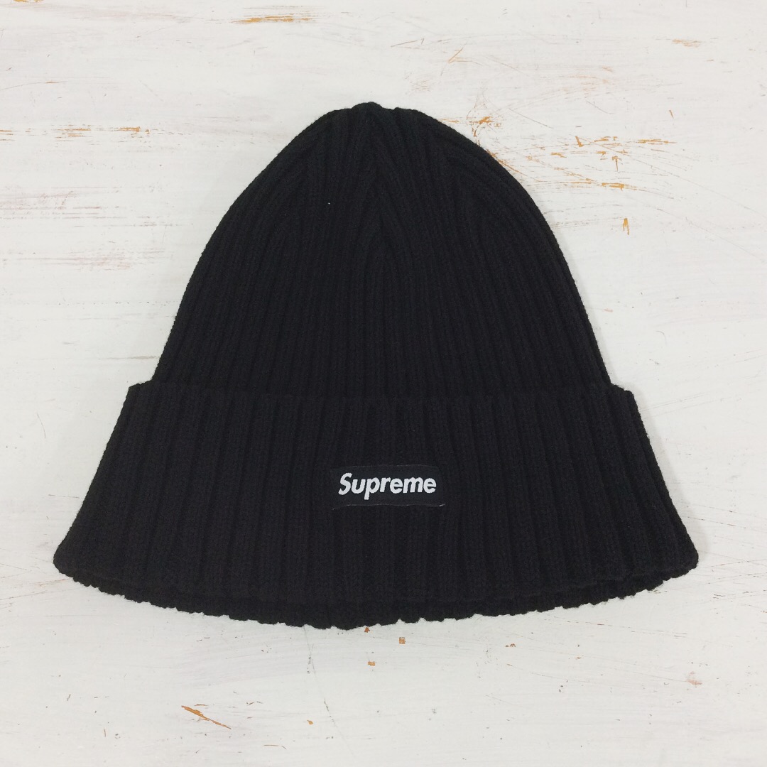 Supreme シュプリーム　ニットキャップ